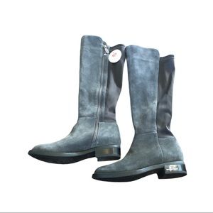 New! Blondo Ellie Waterproof Gray Suede Size 6.5M